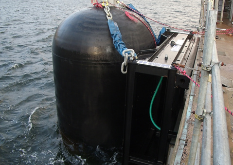 Yokohama hydro-pneumatic fender